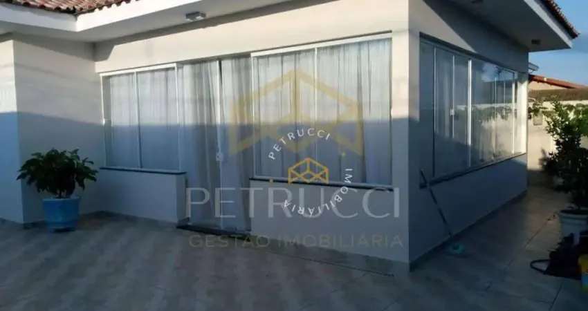Casa com 3 dormitórios à venda, 250 m² por R$ 1.100.000,00 - Parque Terras de Santa Olívia - Araras/SP