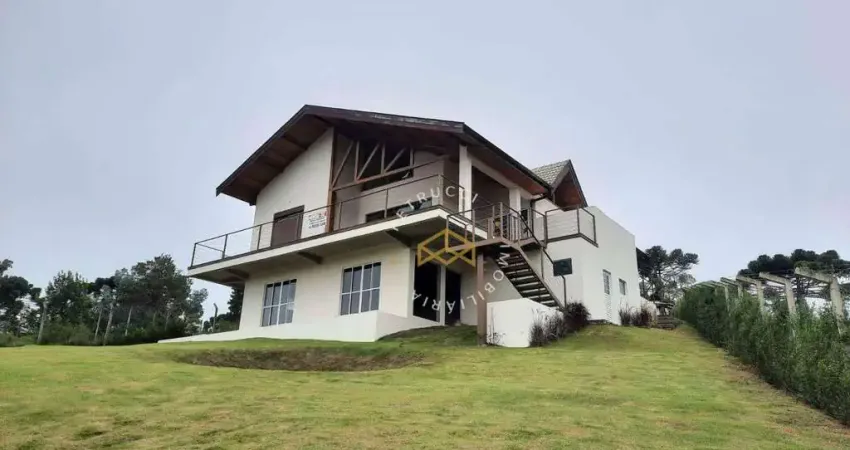 Casa com 3 dormitórios à venda, 325 m² por R$ 1.700.000,00 - Vila Inglesa - Campos do Jordão/SP