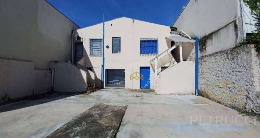 Casa com 5 dormitórios à venda, 100 m² por R$ 2.470.000,00 - Cambuí - Campinas/SP