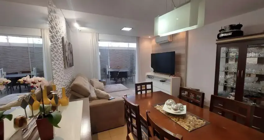 Casa com 3 dormitórios à venda, 89 m² por R$ 745.000,00 - Jardim Conceição (Sousas) - Campinas/SP
