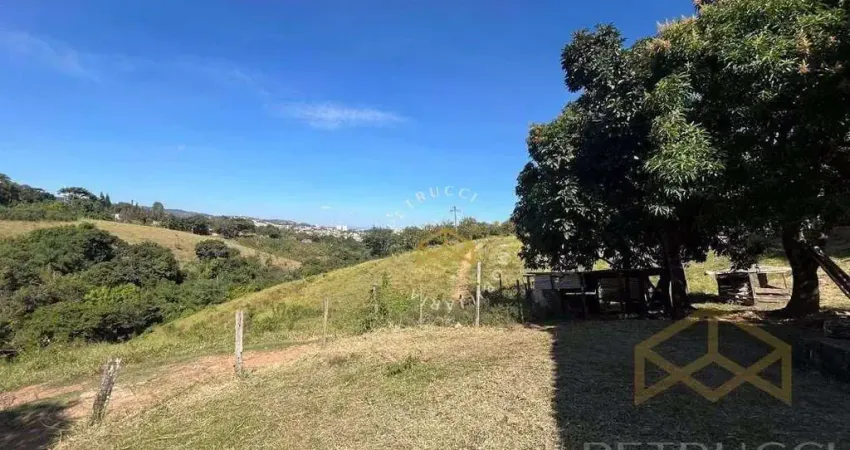 Sítio com 3 dormitórios à venda, 24200 m² por R$ 2.600.000,00 - Capuava - Valinhos/SP