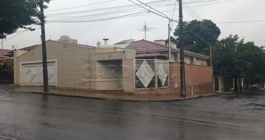 Casa com 3 quartos à venda na Rua Voluntários da Pátria, 802, Centro, Araraquara