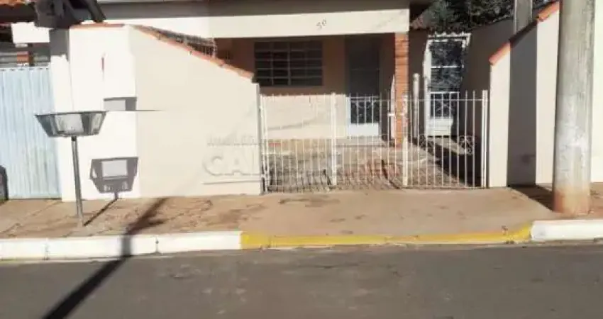 Casa com 2 quartos à venda na Avenida Italia, 50, Centro, Gavião Peixoto