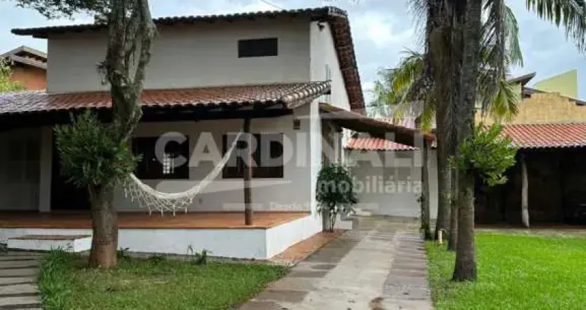 Imovel no Samambaia Residencial com um lote de 500m² e construção 400