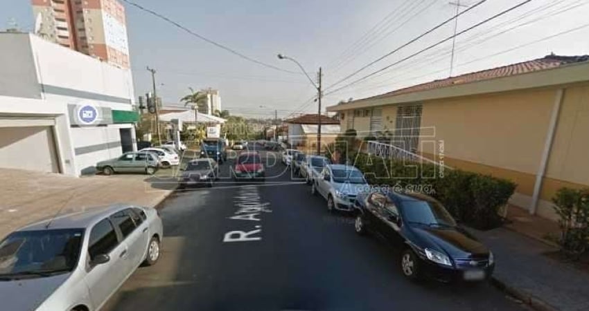Casa com 5 quartos para alugar na Rua Aquidaban, 1243, Centro, São Carlos