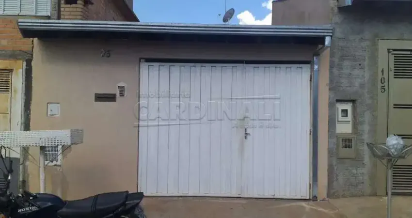 Casa com 2 quartos à venda na Rua Laura Galleano Bolato, 95, Jardim Santa Terezinha, Américo Brasiliense