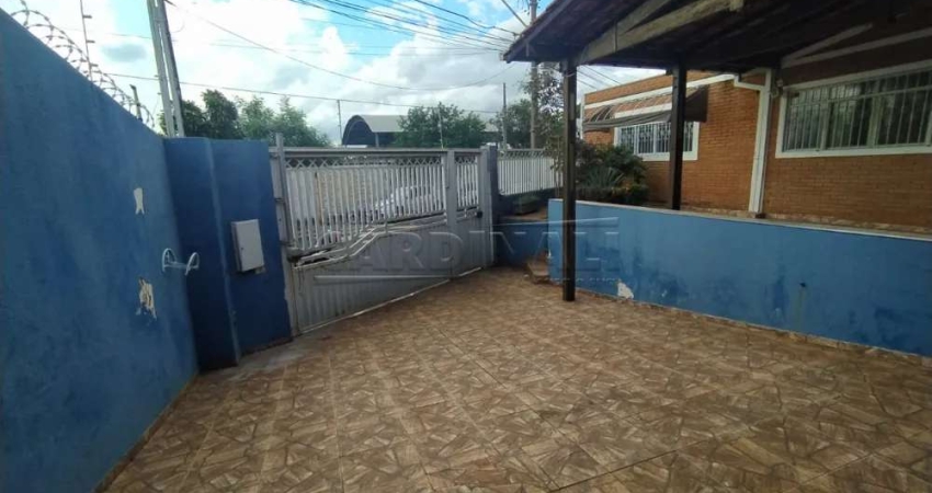 Casa com 3 quartos à venda na Avenida Professor Sebastião de Almeida Machado, 385, Vila José Bonifácio, Araraquara
