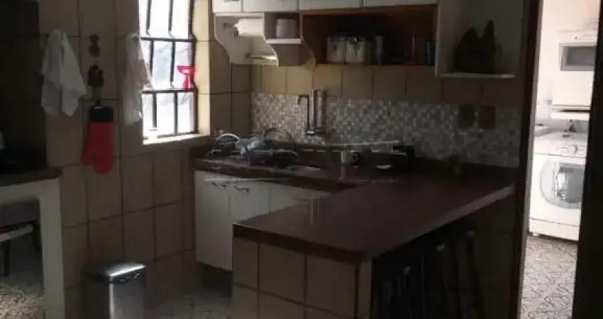 Casa com 3 quartos à venda na Avenida Doutor Renato de Toledo Porto, 470, Parque Santa Marta, São Carlos