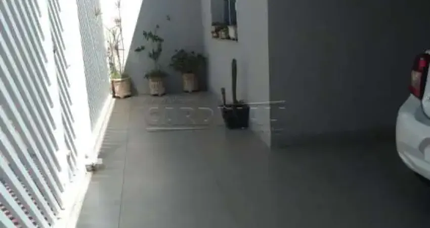 Casa com 3 quartos à venda na Rua João Tonissi, 145, Jardim Hikare, São Carlos