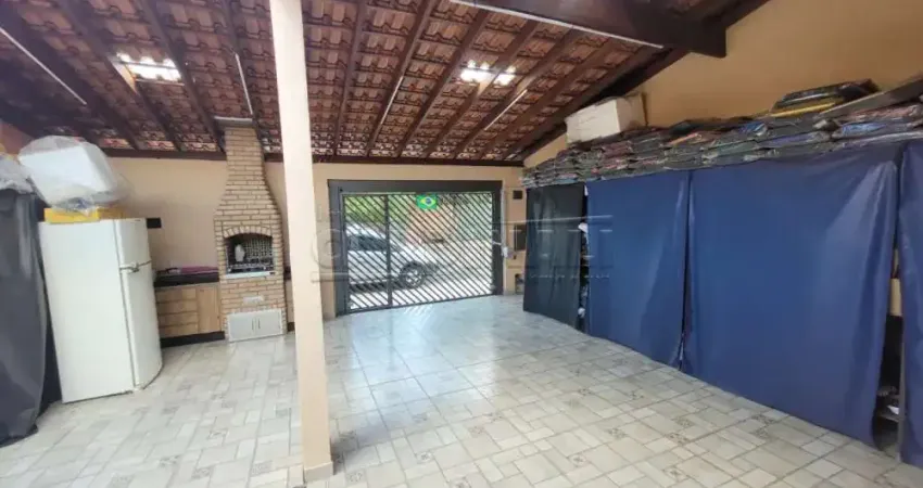 Casa com 2 quartos à venda na Rua Amadeu Passuci, 61, Parque Residencial Maria Stella Faga, São Carlos