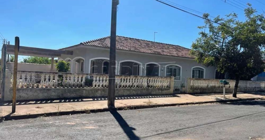 Casa Padrão em Dourado