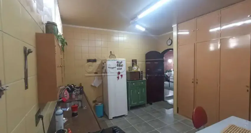 Casa com 3 quartos à venda na Rua Célio Barbosa da Silva, 89, Jardim Santa Paula, São Carlos