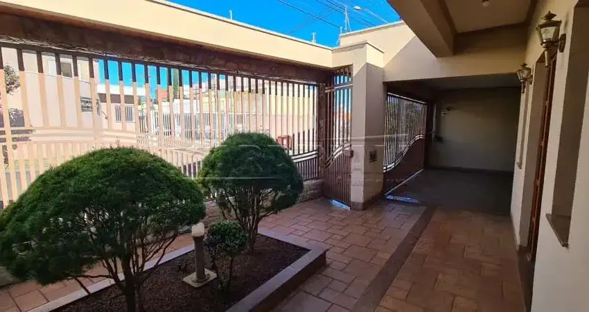 Casa com 3 quartos à venda na Rua Pastor Cyrus Basset Dawsey, 119, Jardim Cardinalli, São Carlos