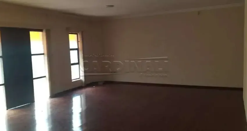 Cobertura com 3 quartos para alugar na Rua Gonçalves Dias, casa B     02, 361, Centro, Araraquara