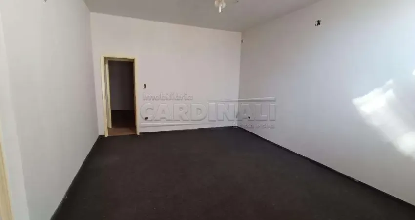 Ponto comercial para alugar na Rua Treze de Maio, 2208, Jardim São Carlos, São Carlos