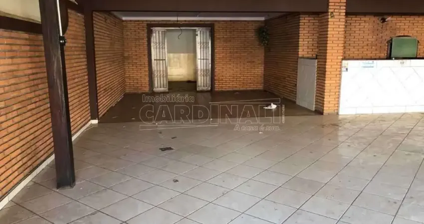 Oportunidade no centro: imóvel amplo para locação (r$2.500) e venda (r$750.000,00)