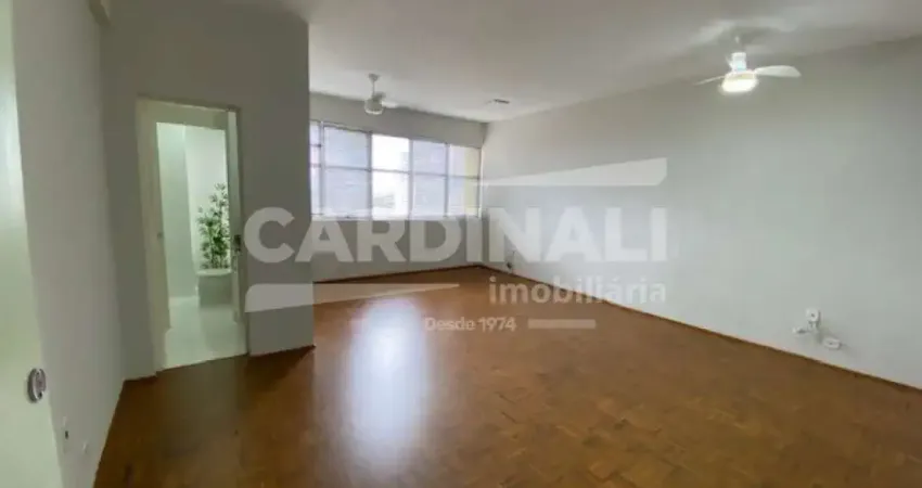 Sala Comercial no Centro em frente a Escola Álvaro Guião em São Carlos