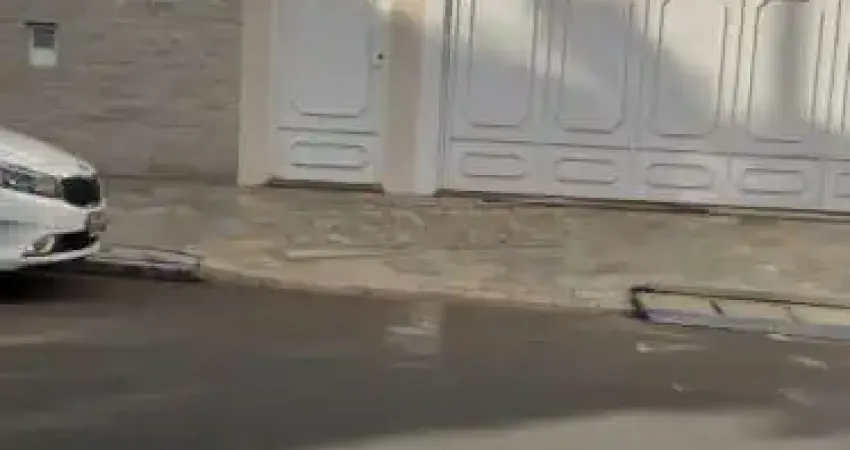 Casa com 3 quartos para alugar na Rua Padre Teixeira, 1414, Centro, São Carlos