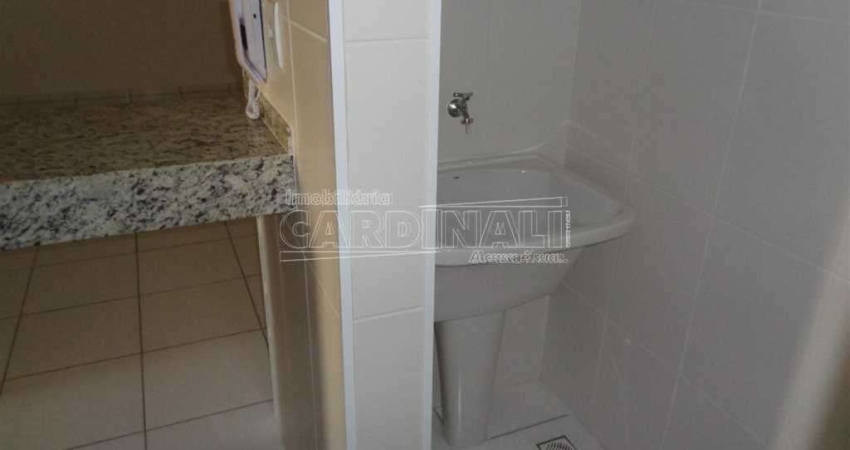 Apartamento com 2 quartos para alugar na Avenida Francisco Pereira Lopes, Bloco Guaratiba, 1950, Jardim Paraíso, São Carlos