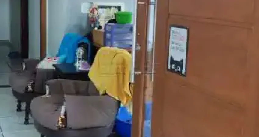 Casa com 1 quarto à venda na Rua Benedito Luiz Veltroni, 105, Jardim Embaré, São Carlos