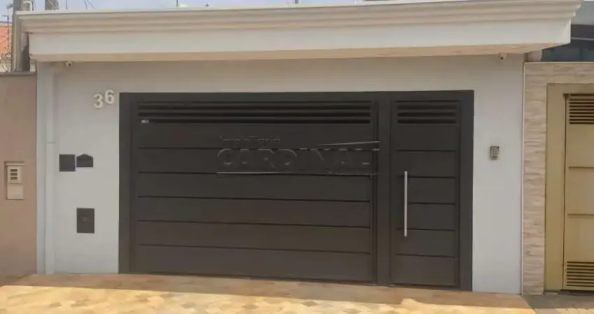 Casa com 2 quartos à venda na Rua Pedro de Almeida, atrás da igreja Madre Cabrine, 36, Vila Santa Madre Cabrini, São Carlos