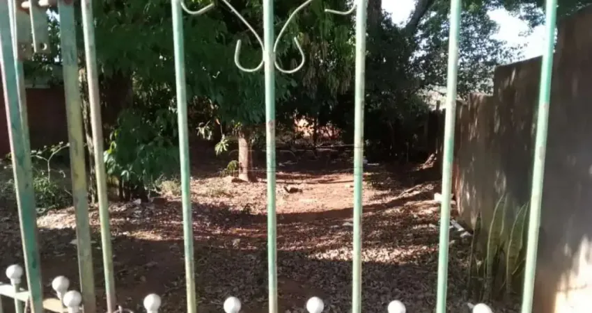 Terreno à venda na Rua Regina Célia Silva Vasconcelos, Antiga Rua 98, Cidade Aracy, São Carlos