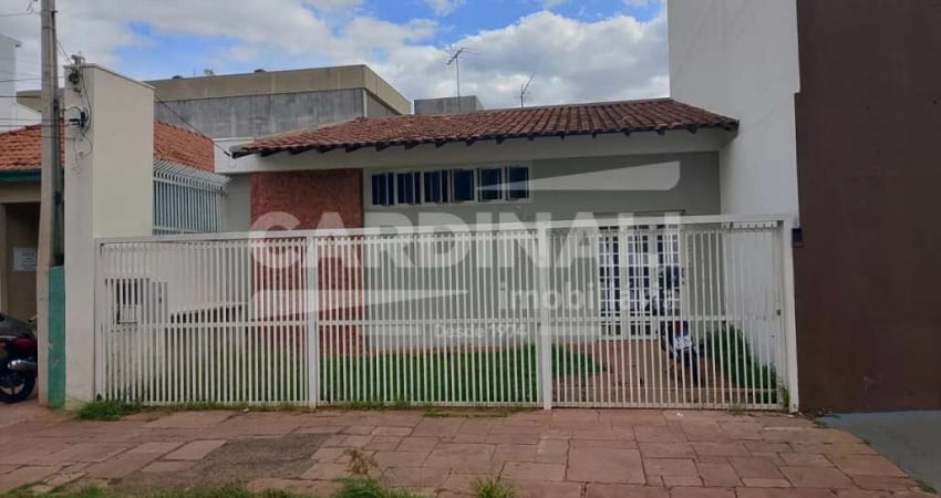 Casa com 4 quartos para alugar na Rua Expedicionários do Brasil, 1435, Centro, Araraquara