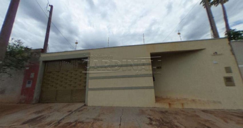 Casa com 2 quartos à venda na Avenida Rubens Alves da Silva, 135, Jardim dos Oitis, Araraquara