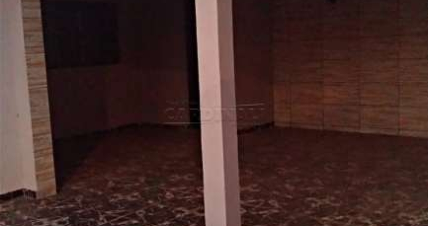 Encantadora Residência com 2 Dormitórios e Edícula à Venda em Jardim Mariana, Ibaté - R$530.000,00