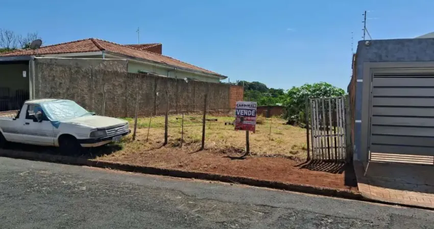 Terreno à venda na Rua Geraldo Moreira, Quadra 5 lote 4, Parque Gramado (Vila Xavier), Araraquara