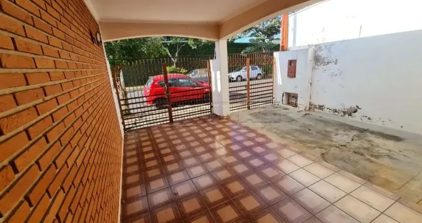 Casa com 3 quartos para alugar na Rua Abrahão João, 1093, Jardim Bandeirantes, São Carlos