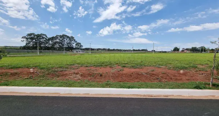 Terreno em condomínio fechado à venda na Avenida Francisco Falvo, 876, Residencial Samambaia, São Carlos