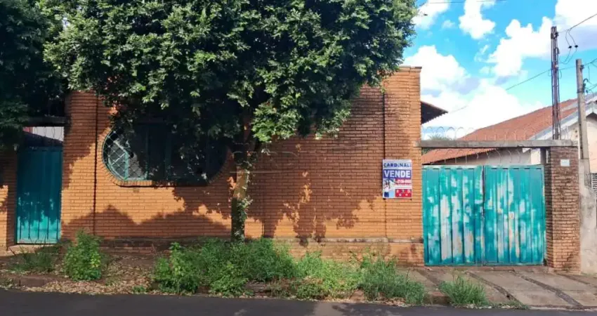 Casa com 3 quartos à venda na Rua Voluntários da Pátria, 766, Centro, Araraquara