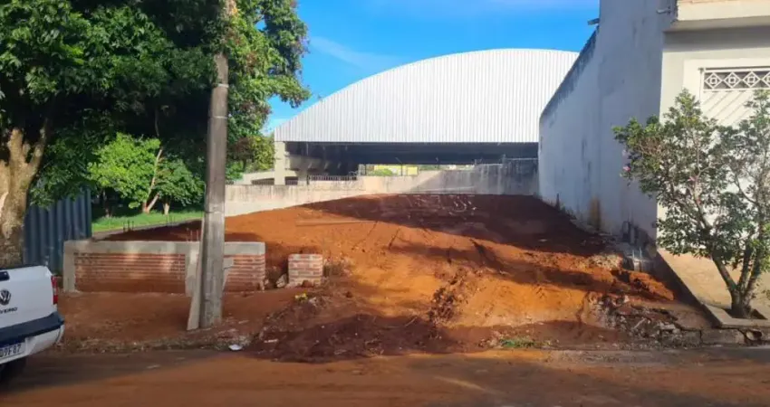 Terreno à venda na Rua Rafael Abreu Sampaio, Ao lado do número 704 (quase esquina com Rua Cícero Soares Ribeiro), Vila Carmem, São Carlos