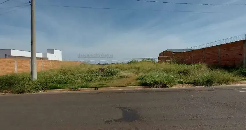 Terreno à venda na Avenida Yolanda Accacio Campani, Quadra B lote 03, 647, Residencial Vista do Horto, Araraquara