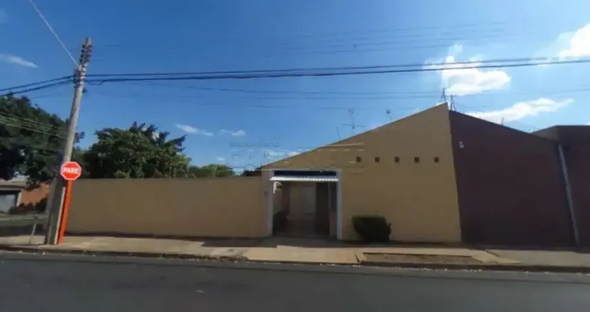 Casa de esquina.
