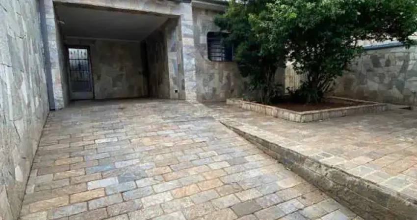Casa com 3 quartos à venda na Avenida Vinte e Dois de Agosto, 1107, Vila Xavier (Vila Xavier), Araraquara
