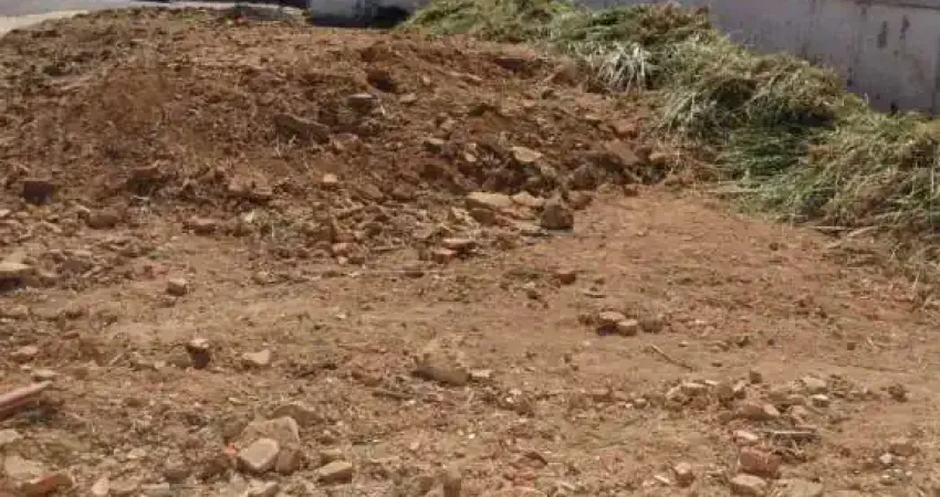 Terreno à venda na Rua Jose Marques Martins esquina com a Conde do Pinhal, 3000, Vila Nery, São Carlos