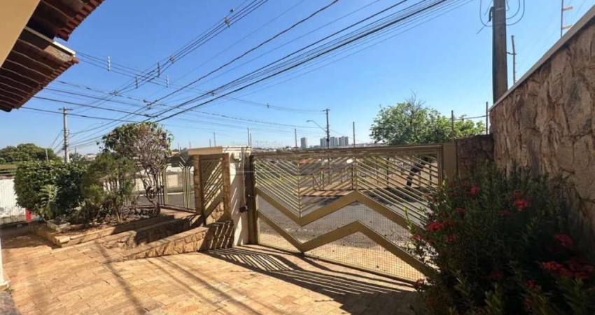 Casa com 4 quartos à venda na Avenida José Bonifácio, 2351, Centro, Araraquara