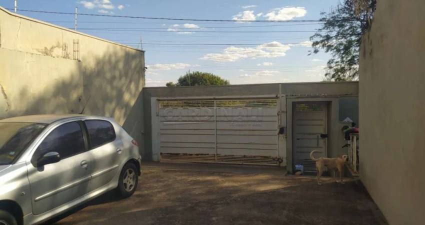 Casa com 2 quartos à venda na Rua Angelo Salata, Casa, 350, Jardim Morumbi, Araraquara