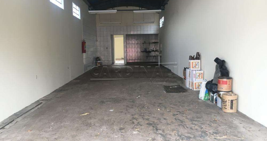 Salão Comercial no Jardim Bandeirantes próximo a Papelaria Tropical em São Carlos