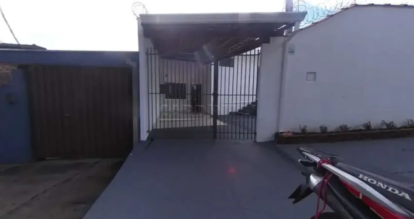 Casa com 3 dormitórios e 1 suíte no Parque Arnold Schimidt próxima a USP em São Carlos