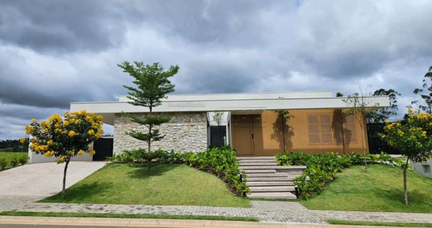 Linda Casa à venda com 5 dormitórios no Entre Verdes Campinas.