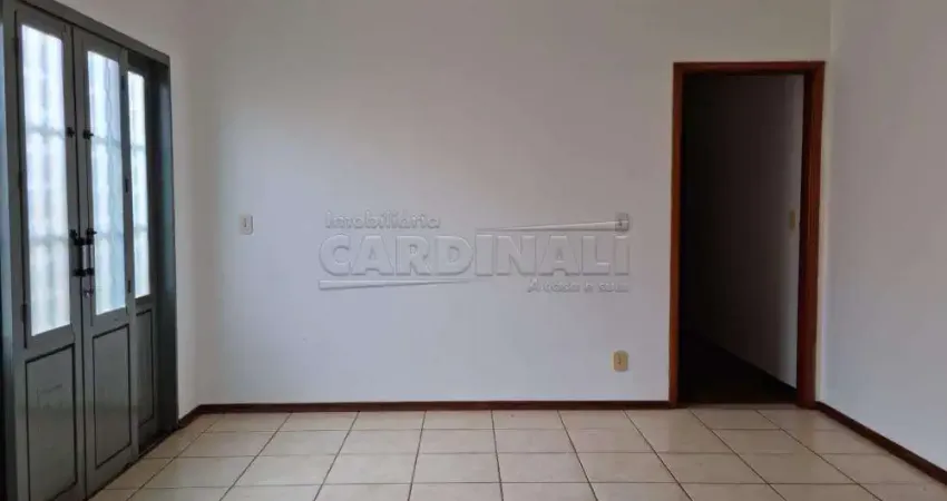 Casa com 3 quartos para alugar na Rua Imperador Hiroito, 135, Jardim Hikare, São Carlos