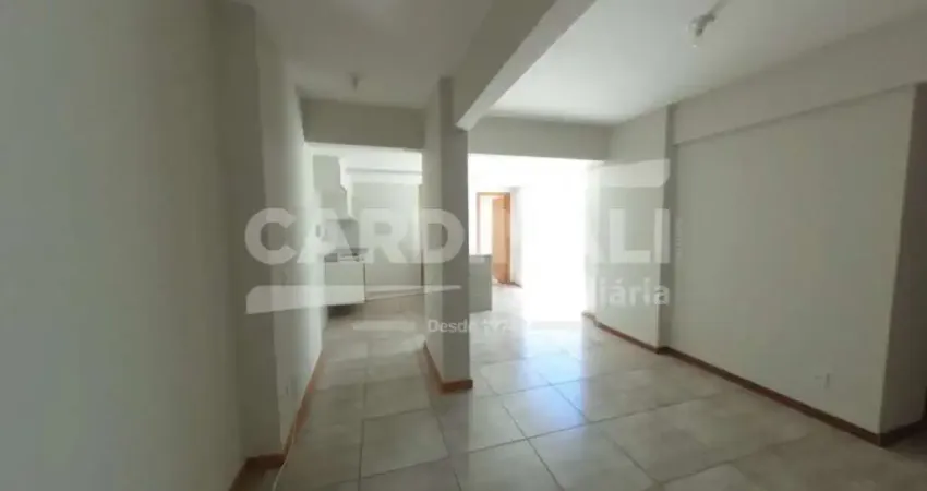 Apartamento com 2 quartos para alugar na Rua Adolfo Catani, Padrão, 433, Jardim Lutfalla, São Carlos