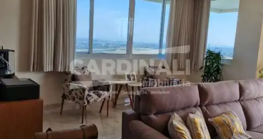 Belíssima Cobertura à Venda no Alphaville Campinas com 3 suítes e 4 vagas garagem.