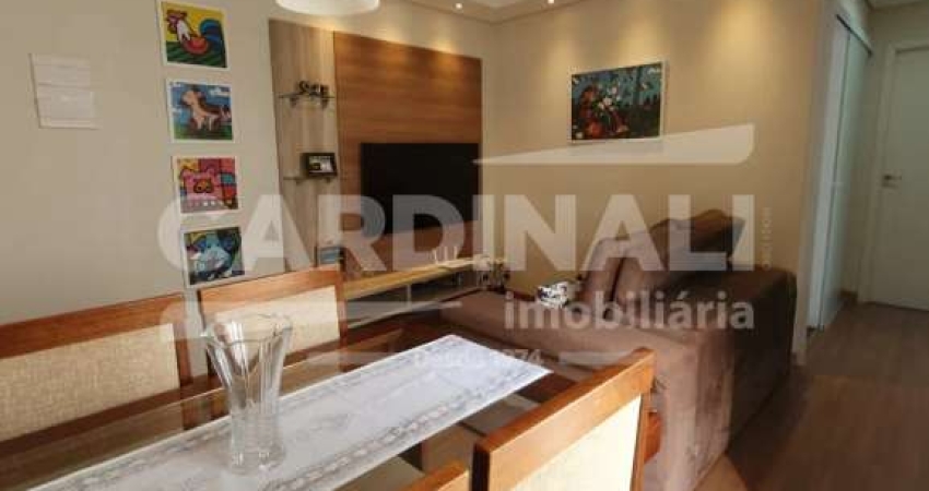 Lindo apartamento com planejados no Condomínio Nova América.