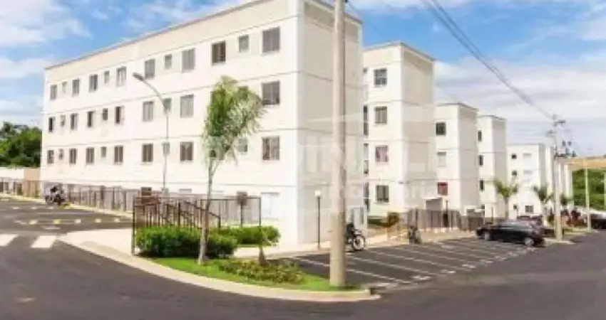 Apartamento com boa localização próximo escola e creche.