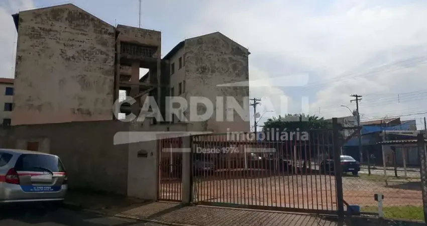 Apartamento com boa localização, próximo a escola e creche.