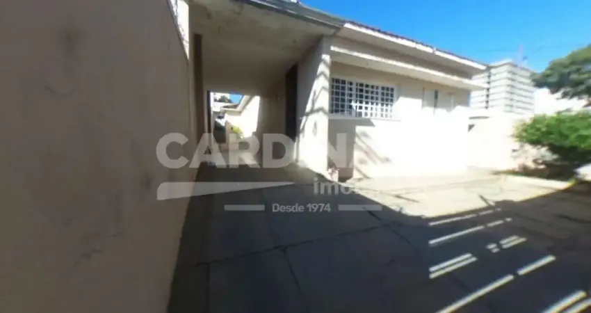 Casa com 5 quartos para alugar na Rua Cézar Ricomi, 354, Jardim Lutfalla, São Carlos